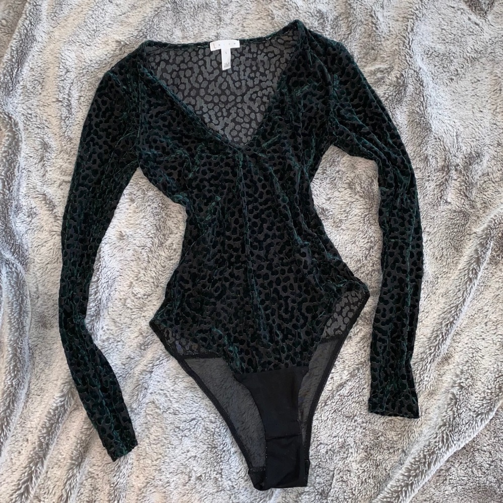 LEITH sheer leopard emerald green velvet bodysuit